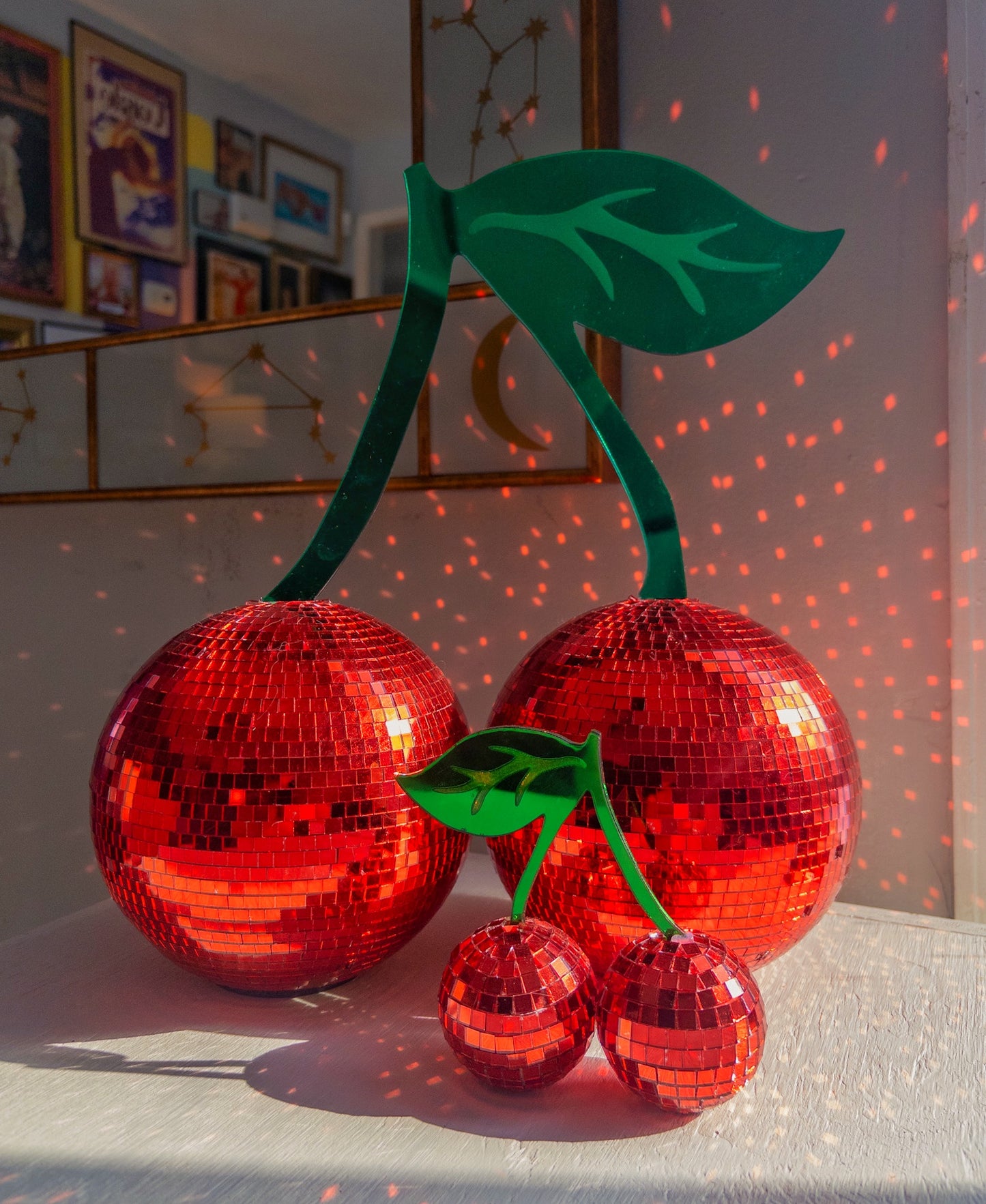 Large Disco Cherry with Mirror Stem and Leaf